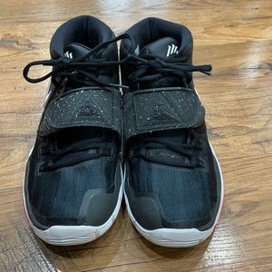 Nike Kids Kyrie 6 GS, size 7Y
